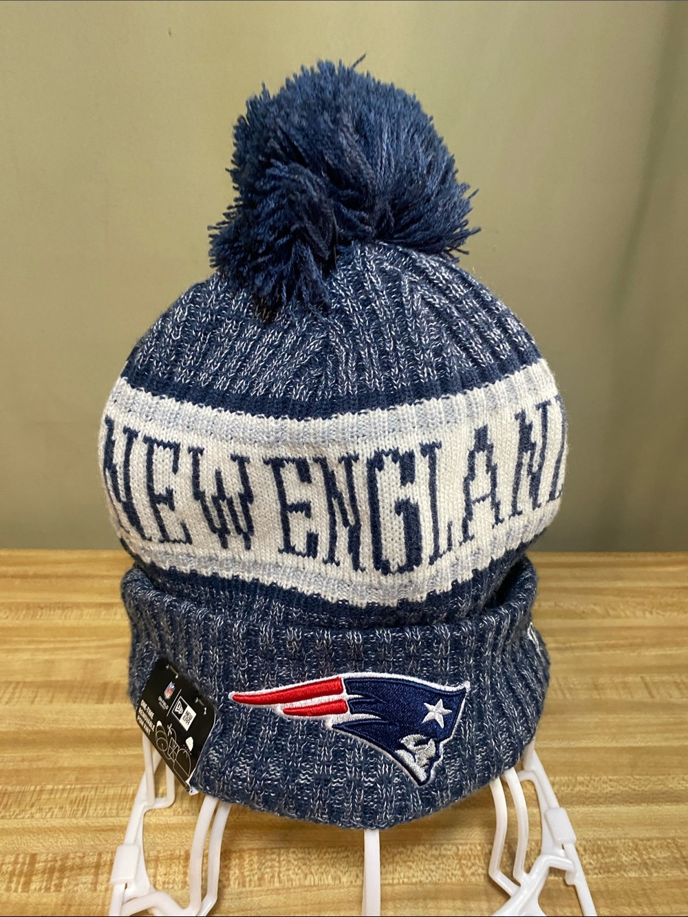 New England Patriots ON Field 2018 (ONF18) Sport OSFA Knit Pom Hat O/S